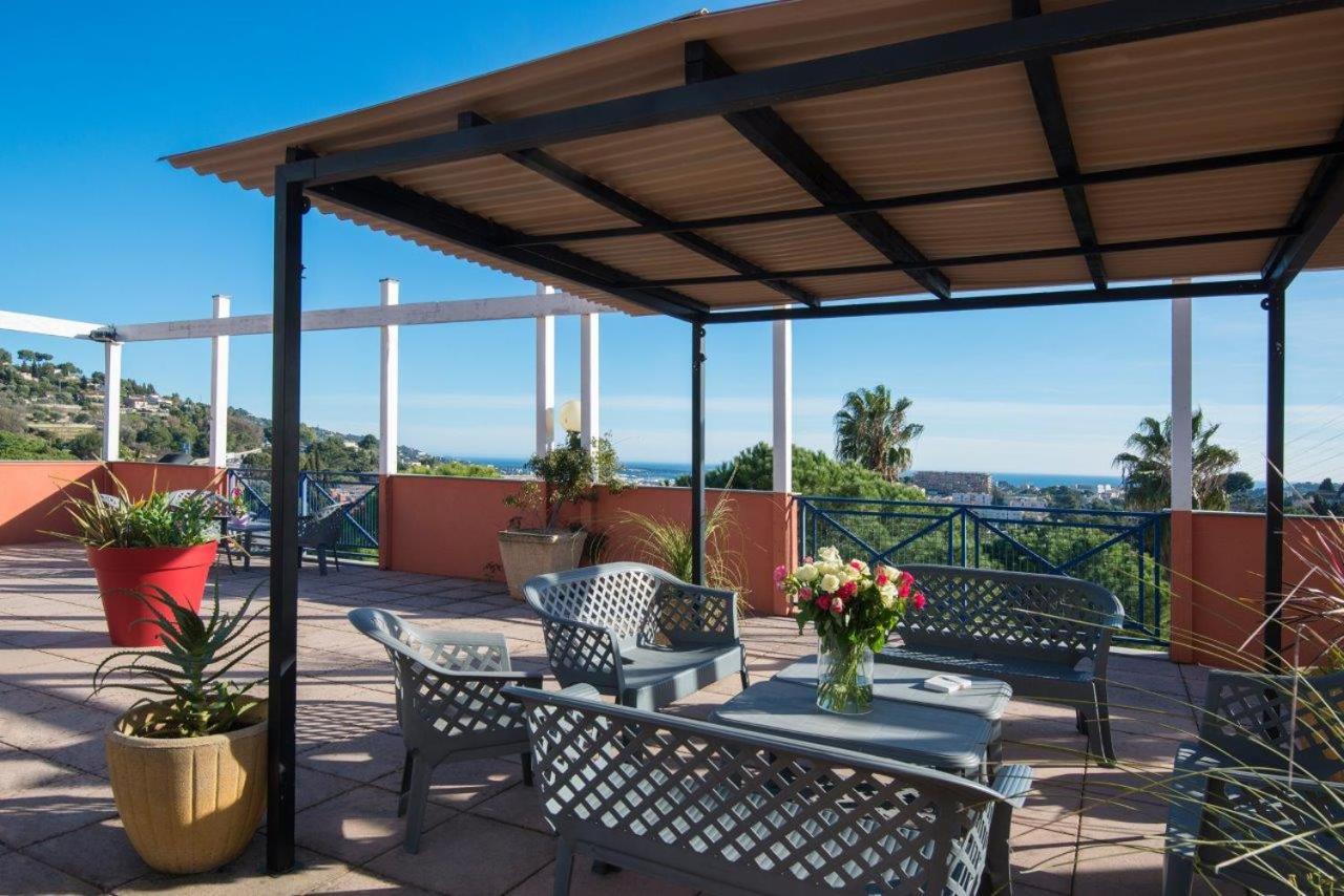 Ibis Budget Cannes מוגין מראה חיצוני תמונה