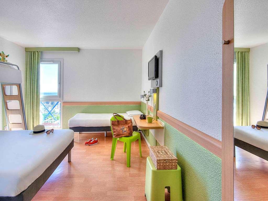 Ibis Budget Cannes מוגין מראה חיצוני תמונה