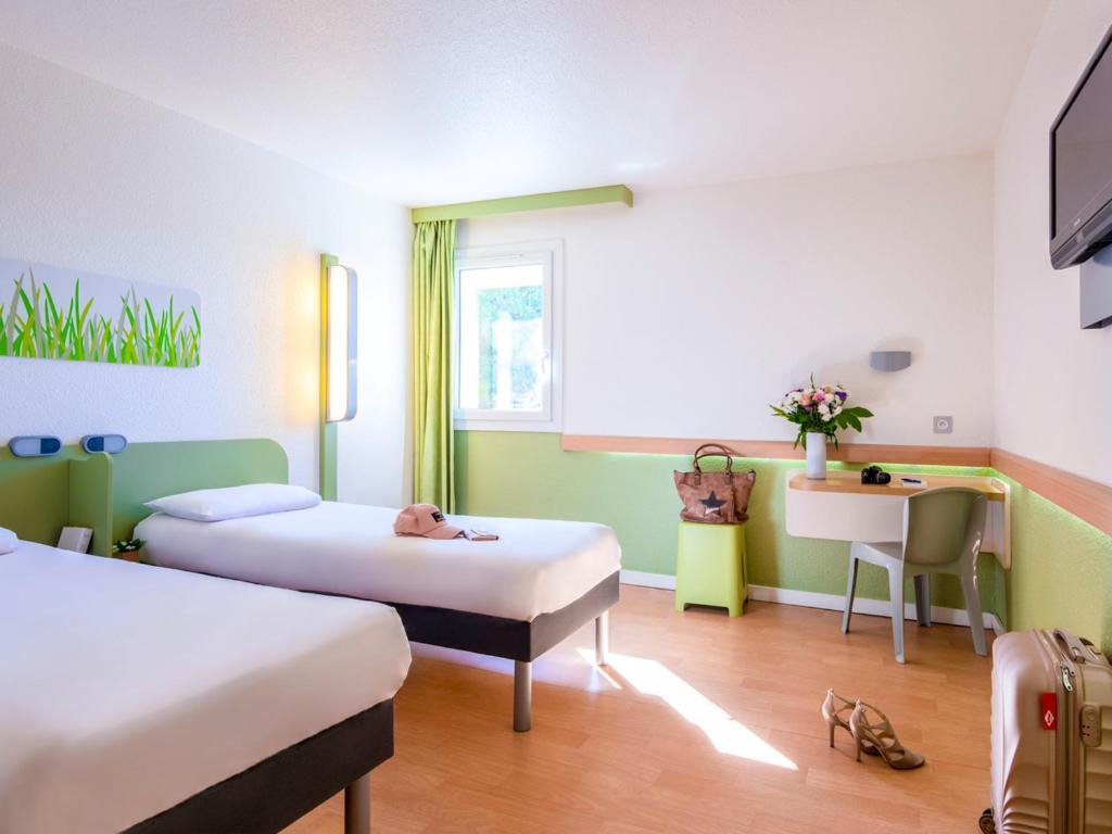 Ibis Budget Cannes מוגין מראה חיצוני תמונה
