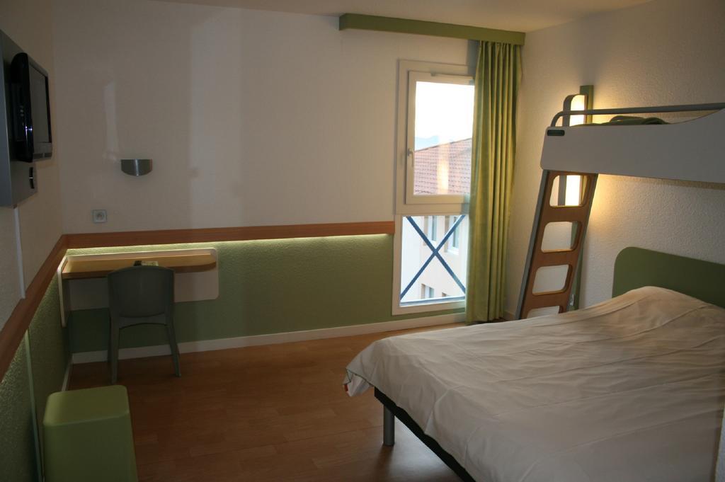 Ibis Budget Cannes מוגין חדר תמונה