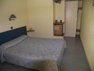 Ibis Budget Cannes מוגין מראה חיצוני תמונה